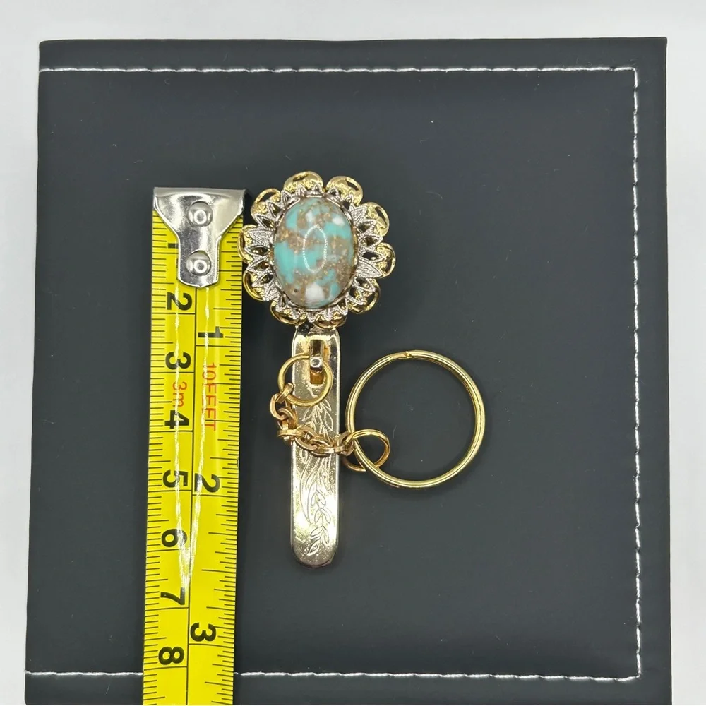 Vintage Kings - Key Finder Los Angeles Turquoise Simulated Stone Flower